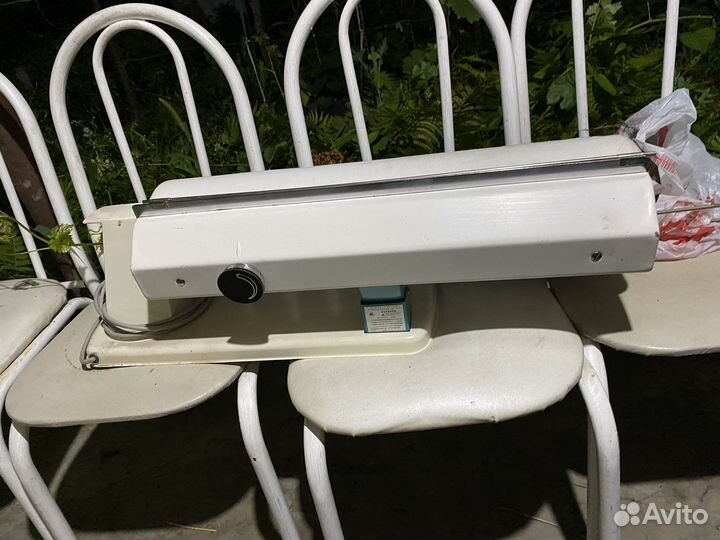 Машинка гладильная электробытовая