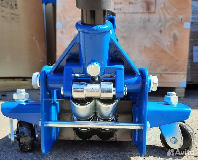 Домкрат подкатной 3т. Техносоюз. Новый