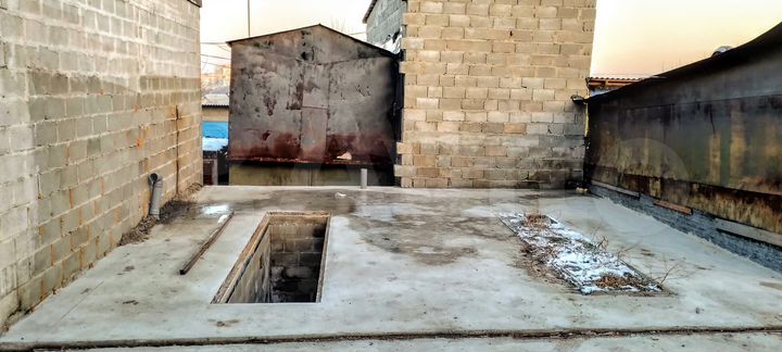 Гараж, > 30 м²