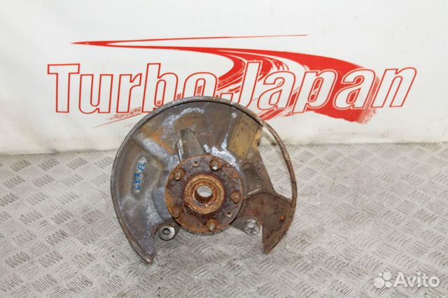 Ступица кулак передний левый Mazda CX-7 CX7 06-12