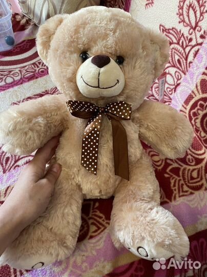 Плюшевый медведь