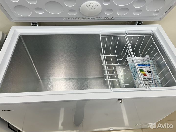 Морозильный ларь Haier hce379r