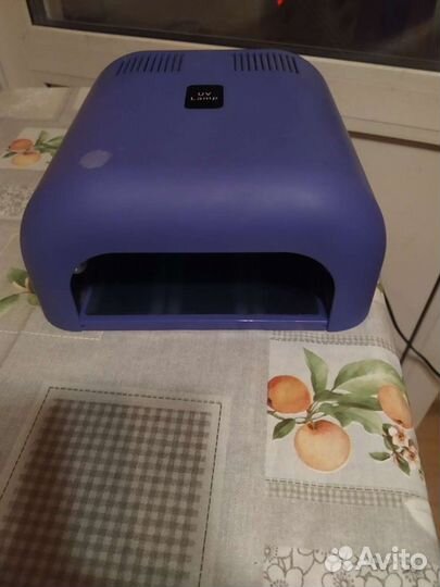 Лампа для маникюра и педикюра