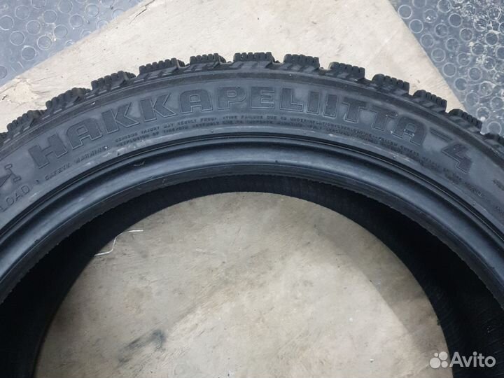 Nokian Tyres Hakkapeliitta 4 215/45 R17 91T
