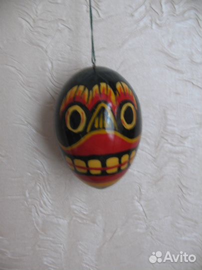 Деревянные яйца