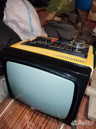 Телевизоры 2 шт