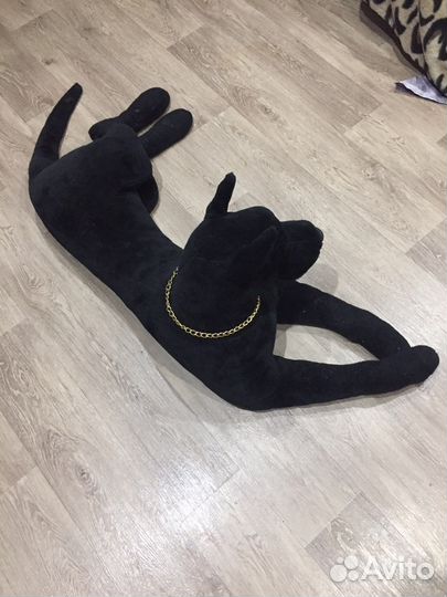 Большая плюшевая собака-дог