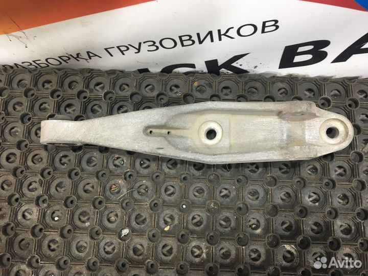 Кронштейн кабины задний левый Renault Premium