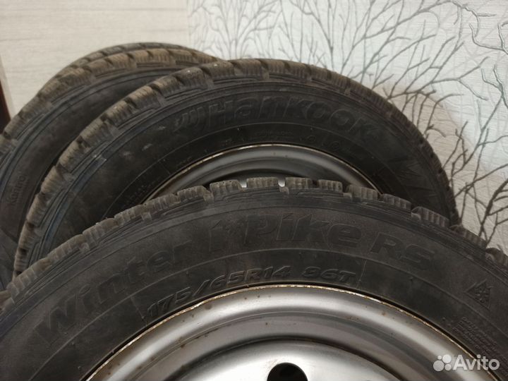 R14 Hankook Winter I'Pike 175/65, PCD 4x98 DIA 58.6