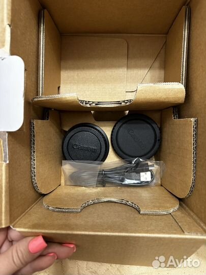 Фотоаппарат canon EOS 100D