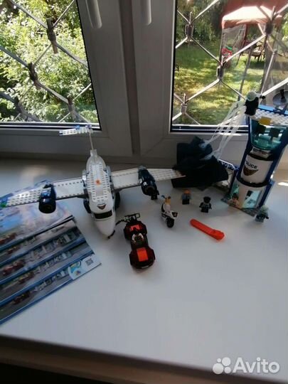 Lego полицейский участок