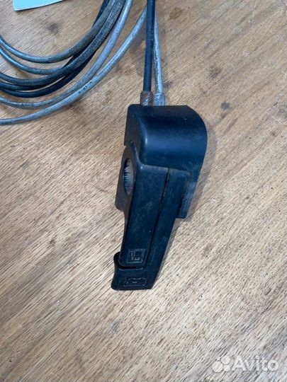 Троса открывания крышки багажника и бензобака в