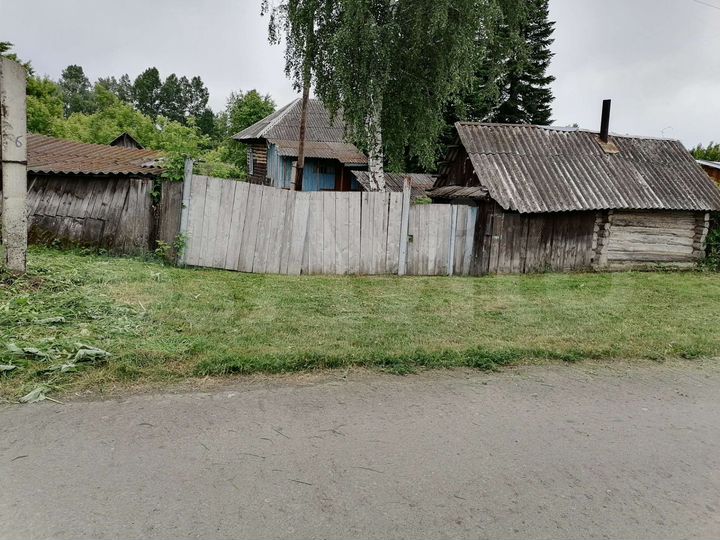 Дом 33,2 м² на участке 20 сот.