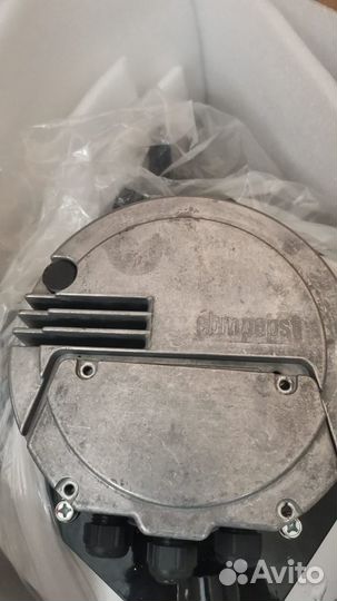 Вентилятор R3G280-AU06-B1