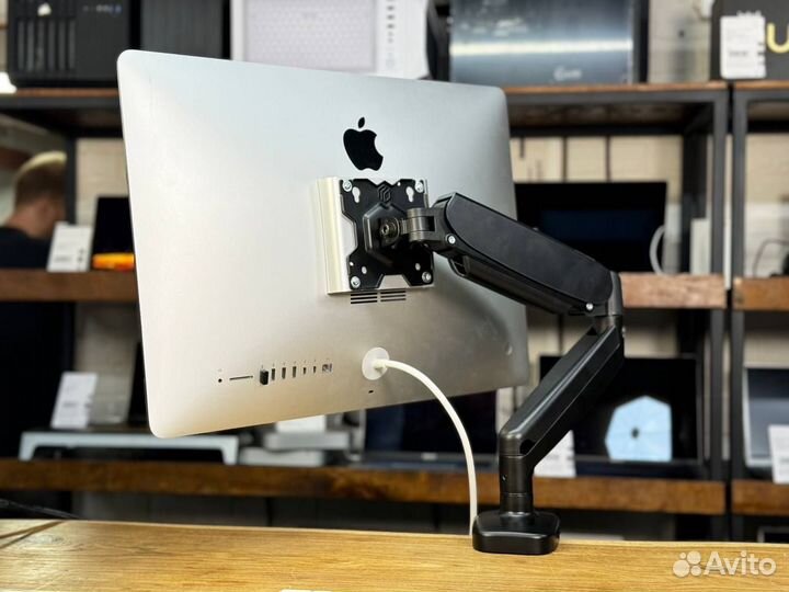 Моноблок Apple iMac 21.5 i5 + SSD на кронштейне