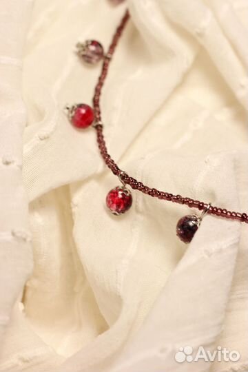 Ожерелье из бисера и бусин