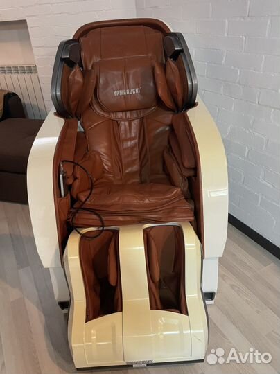 Массажное кресло yamaguchi axiom