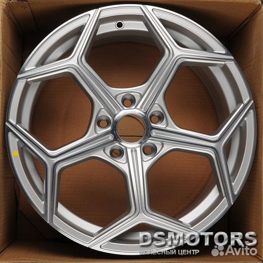 Диски SL562 8/18 5x114.3 ET38 d73.1 silver face