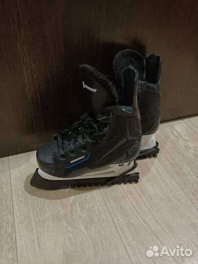 Коньки хоккейные