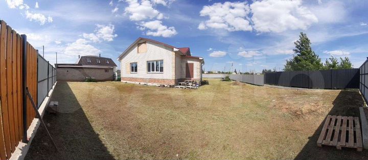 Дом 132 м² на участке 11 сот.