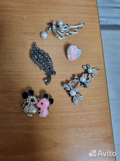 Броши детские и женские