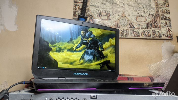 Alienware 17r3. 17' (I7 6820hk + GTX 980m + 24gb)