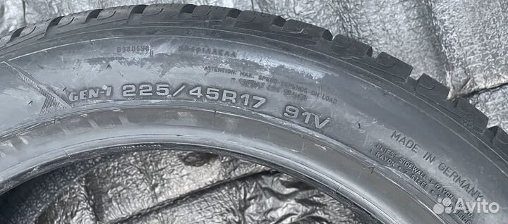 Goodyear UltraGrip Performance Gen-1 225/45 R17 91V