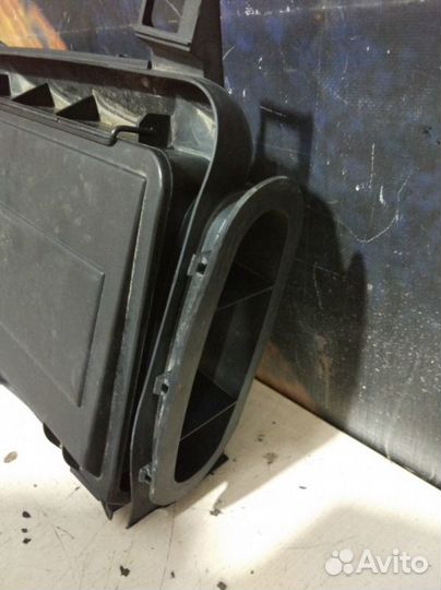 Корпус салонного фильтра левый Bmw 525I E39 M52TU