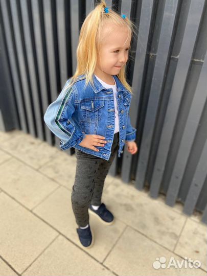 Джинсовая куртка для девочки рост 104 110