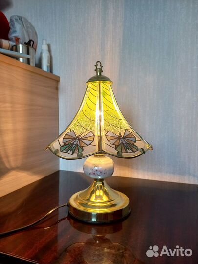 Лампа настольная, прикроватная. Сенсорная