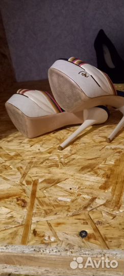 Босоножки женские 36 размер бу