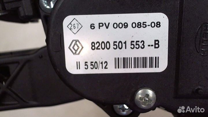 Педаль газа Renault Duster, 2013