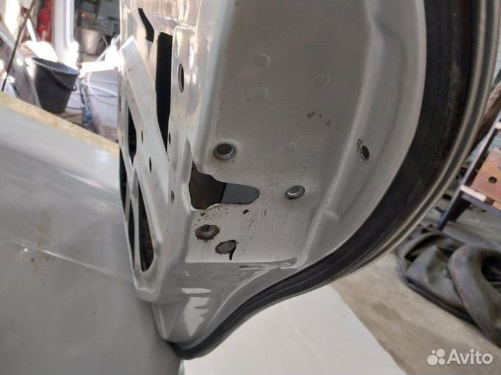 Дверь боковая задняя правая Ваз Калина универсал 8
