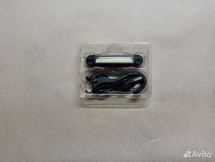 Яркий аккумуляторный задний велофонарь