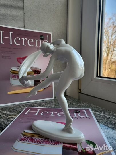 Статуэтка «Танцовщица», модерн