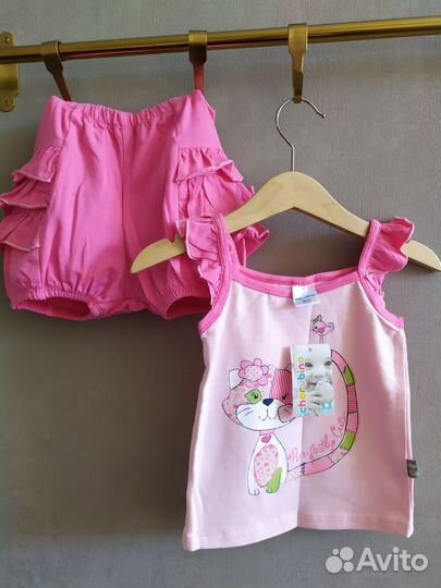 Новый комплект для девочки: Майка и шорты