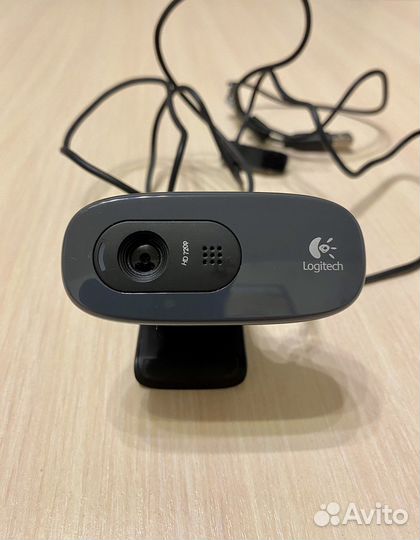 Веб-камера Logitech HD 720p