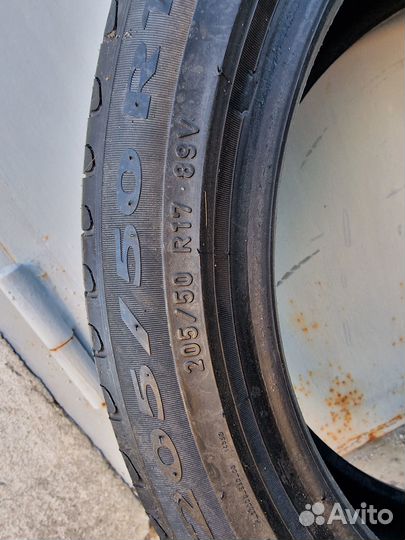 Pirelli Cinturato P7 205/50 R17 89V