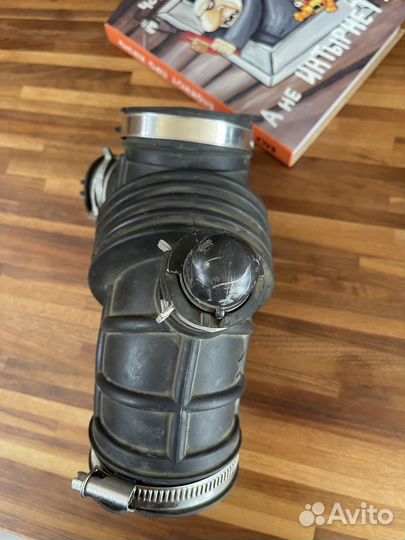 Патрубок воздушного фильтра Nissan Qashqai J11