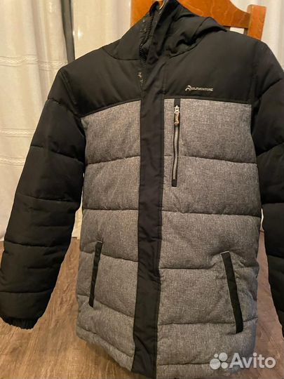Продам зимнюю куртку рост 164