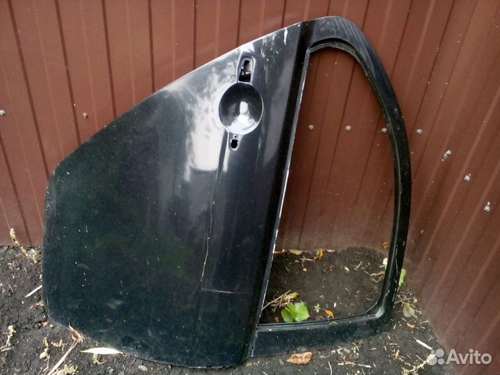 Дверь для митсубиси лансер 10