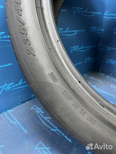 Pirelli P Zero 235/45 R20 100W