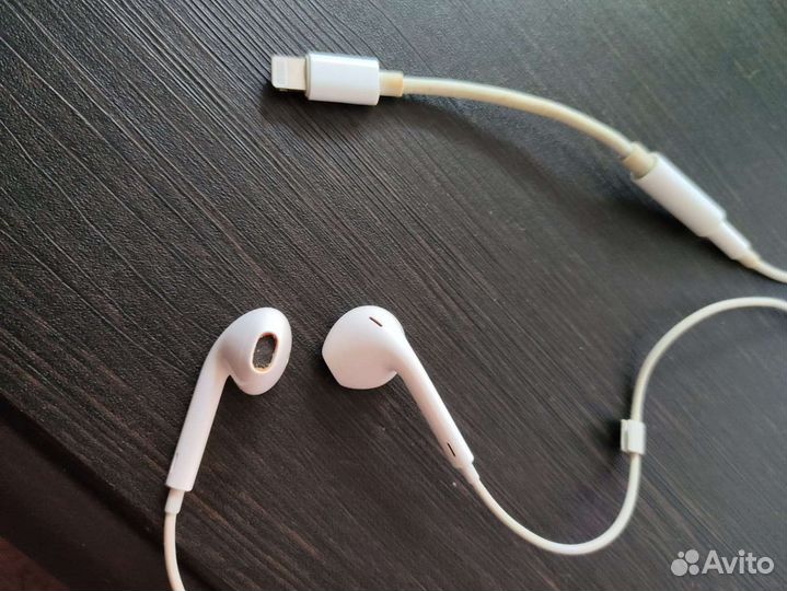 Наушники earpods