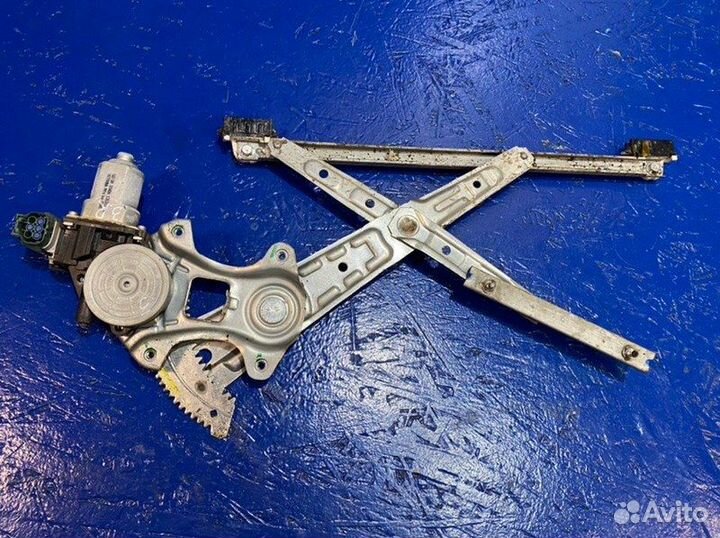 Стеклоподъемник задний правый Nissan Teana L33