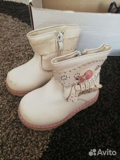 Обувь для девочки пакетом 23 24