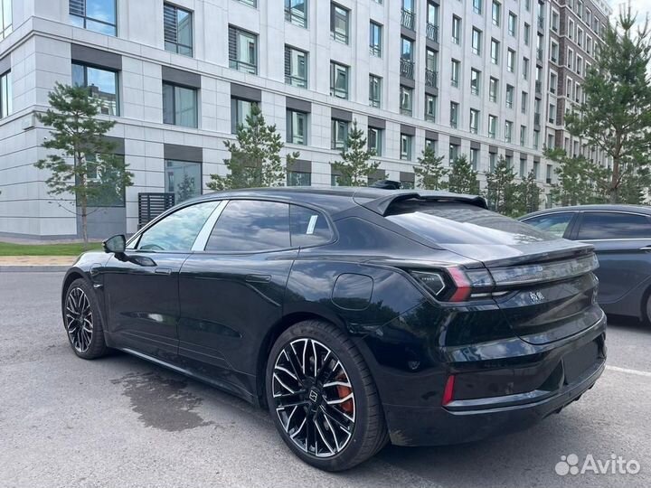 Zeekr 001, 2023