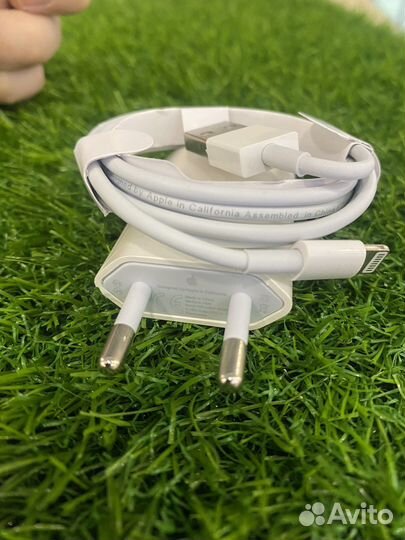Зарядное устройство,комплект под ориг iPhone