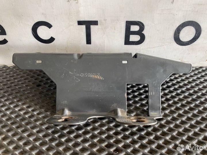 Кронштейн (крепление) Volvo FH4 21816510