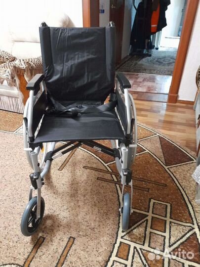 Инвалидная коляска новая