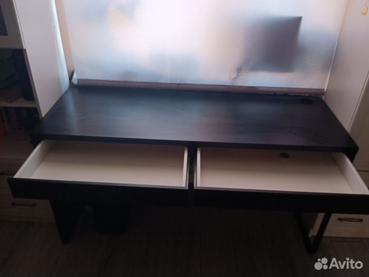 Компьютерный стол IKEA